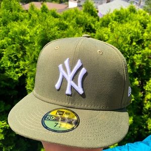 New York Fitted Cap